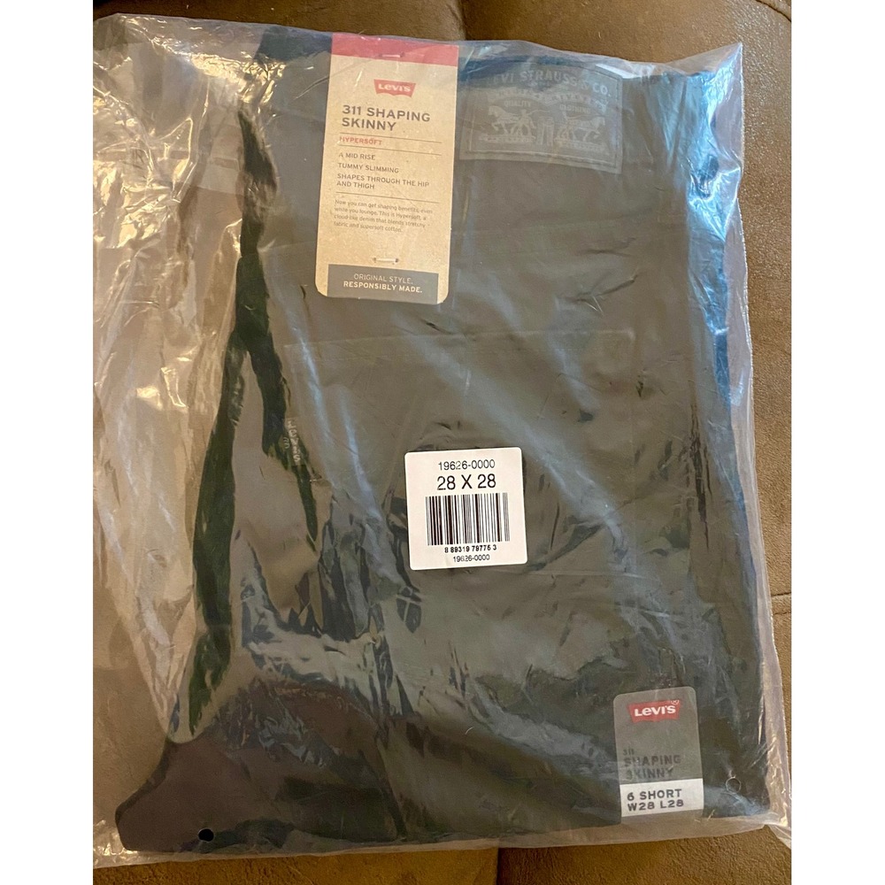 Levi's 311 Shaping Skinny Jeans Black Soft Stretch Mid Rise Size 6 Short W28 L28 - Picture 8 of 13